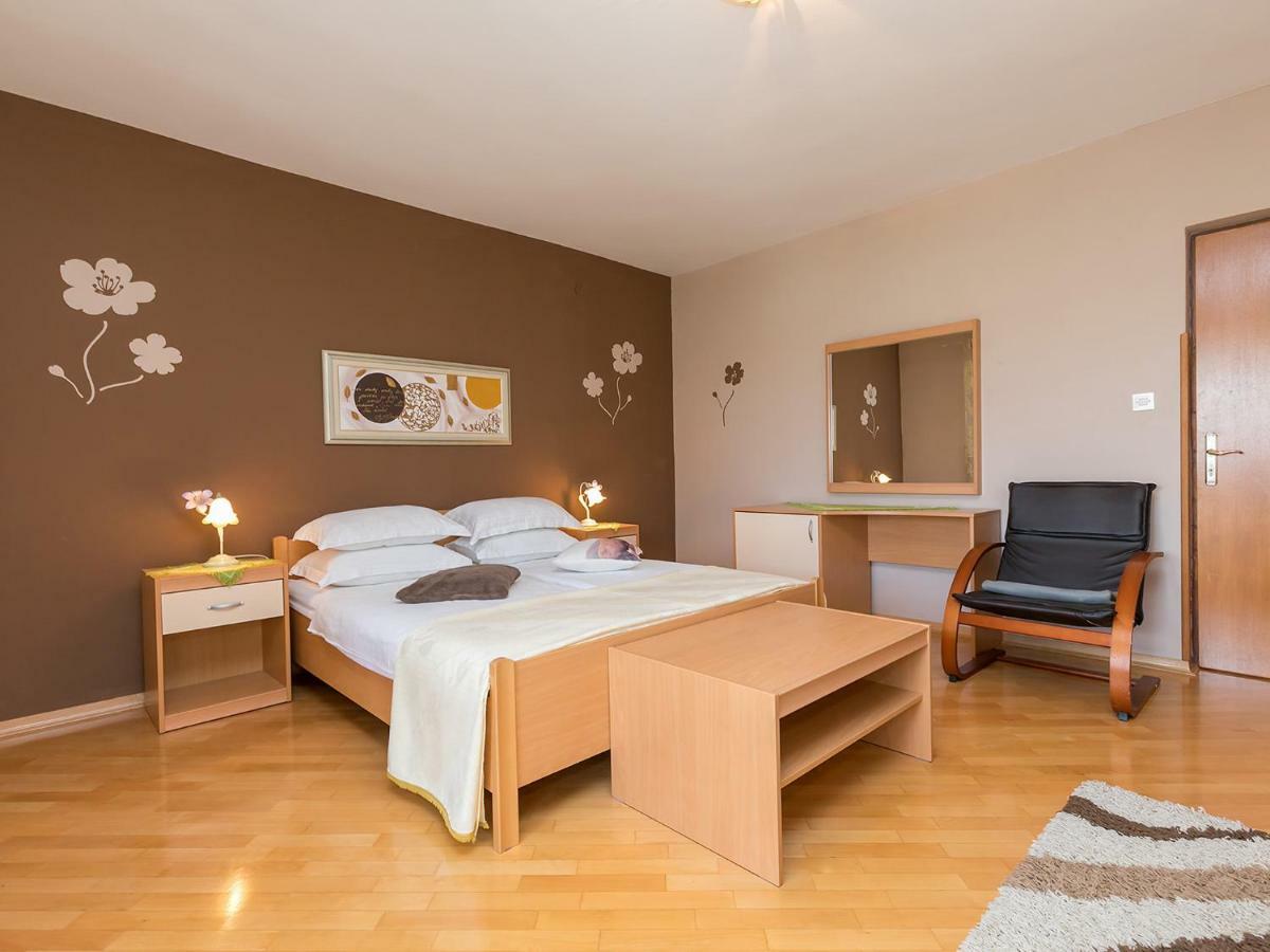 Apartments Nada Vrsar Eksteriør bilde