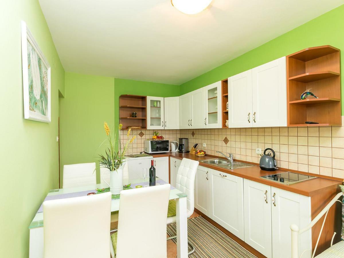 Apartments Nada Vrsar Eksteriør bilde