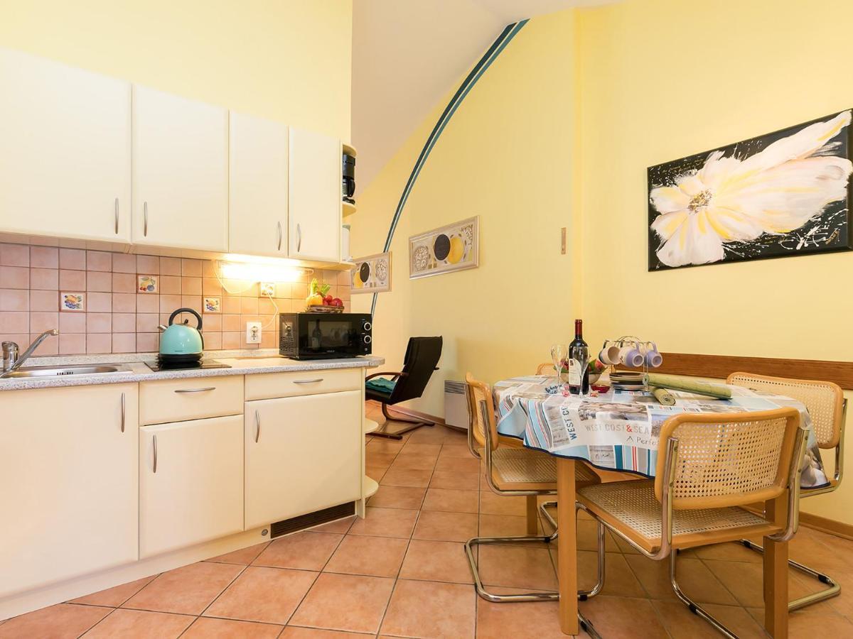 Apartments Nada Vrsar Eksteriør bilde